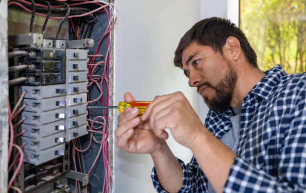 Best 24-Hour Electrician  in Wekiwa Springs, FL